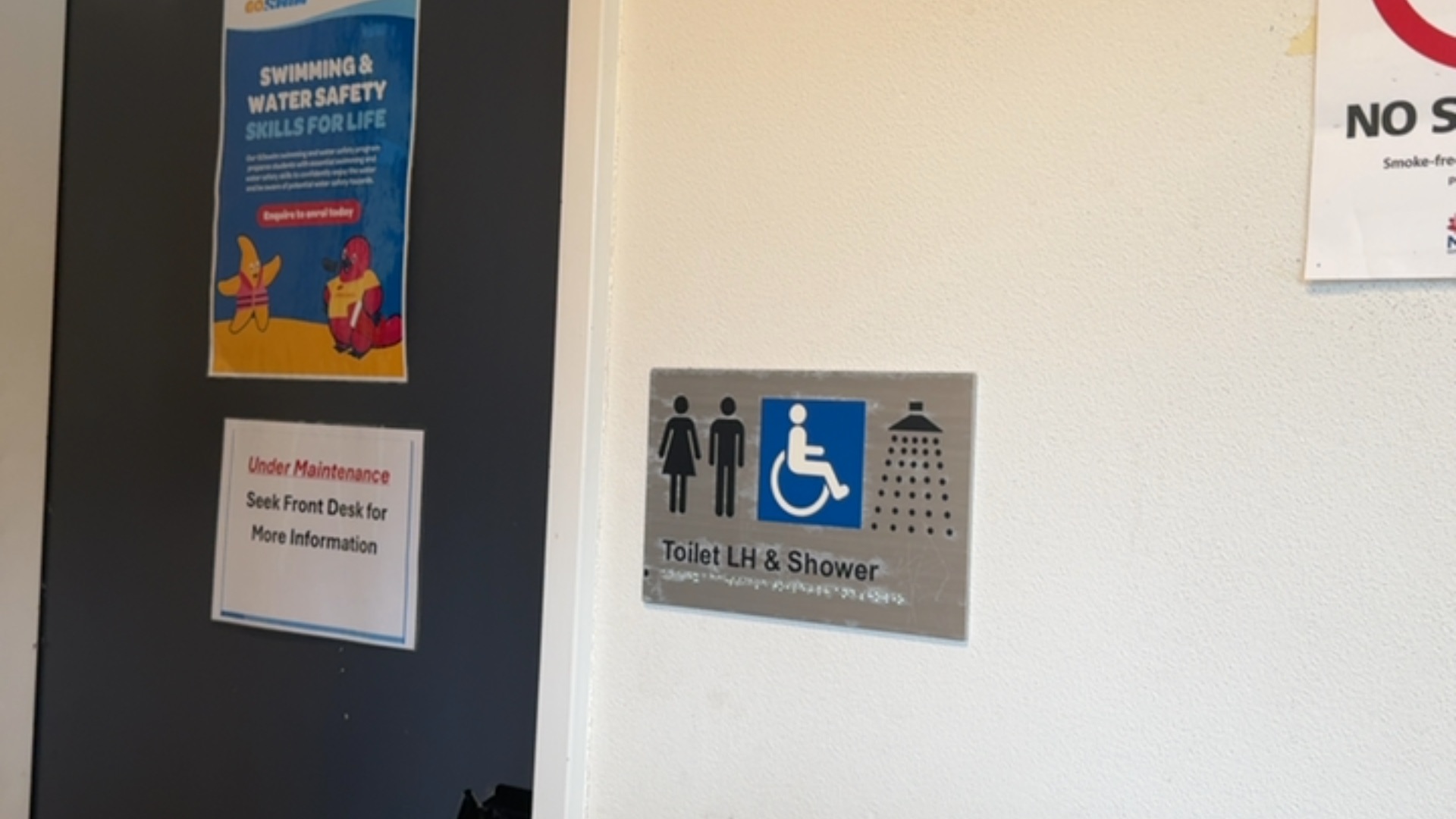 Auburn Ruth Everuss Aquatic Centre - accessible restrooms