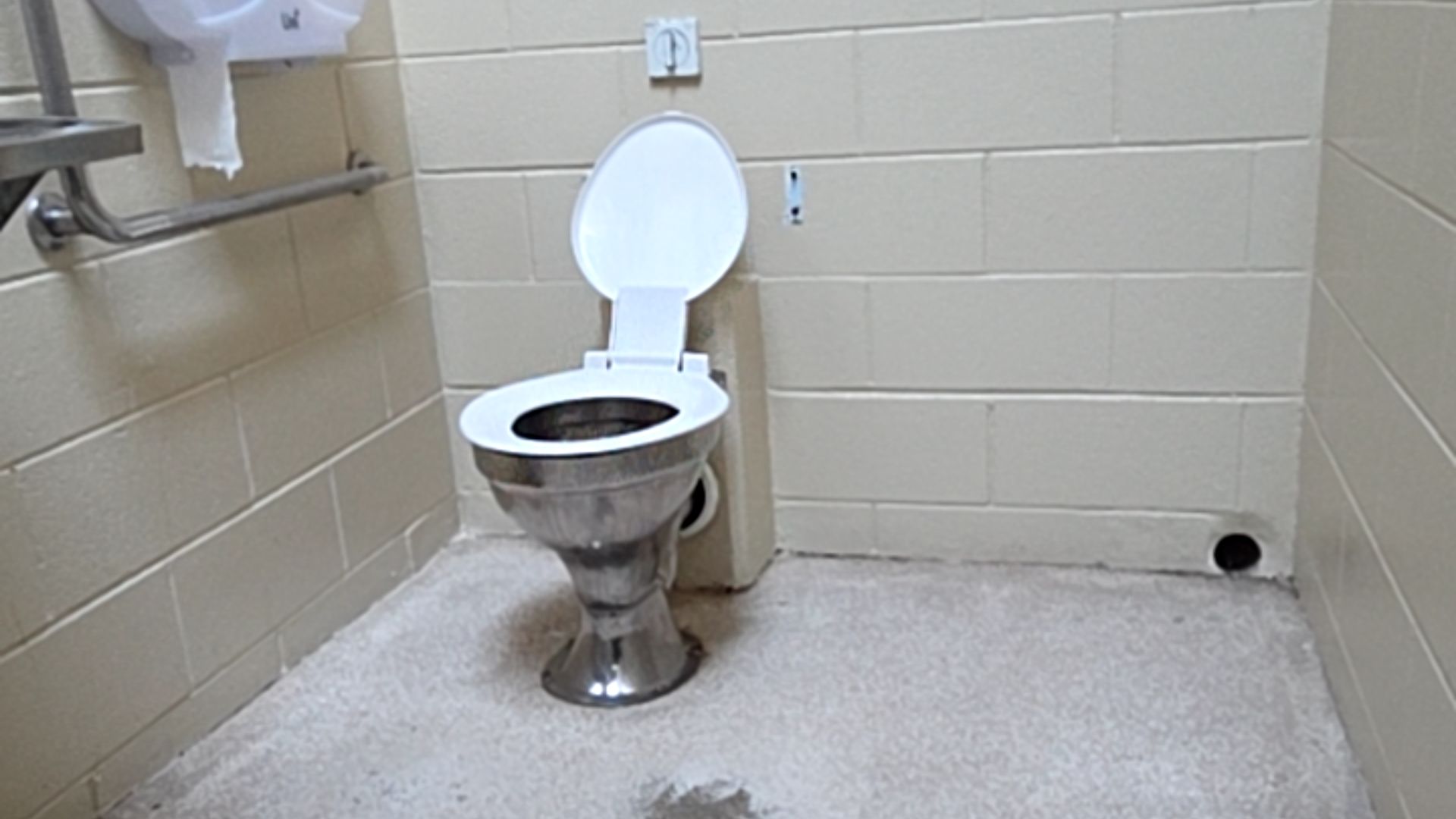 Pilot Bay Mount Maunganui - accessible restrooms