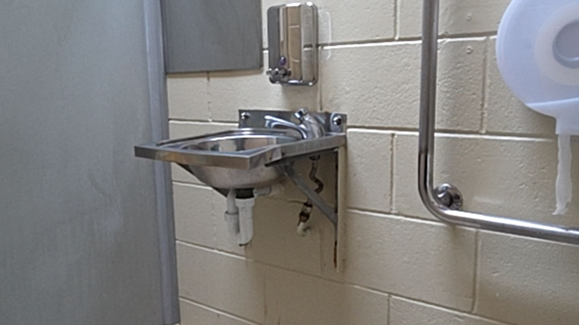 Pilot Bay Mount Maunganui - accessible restrooms