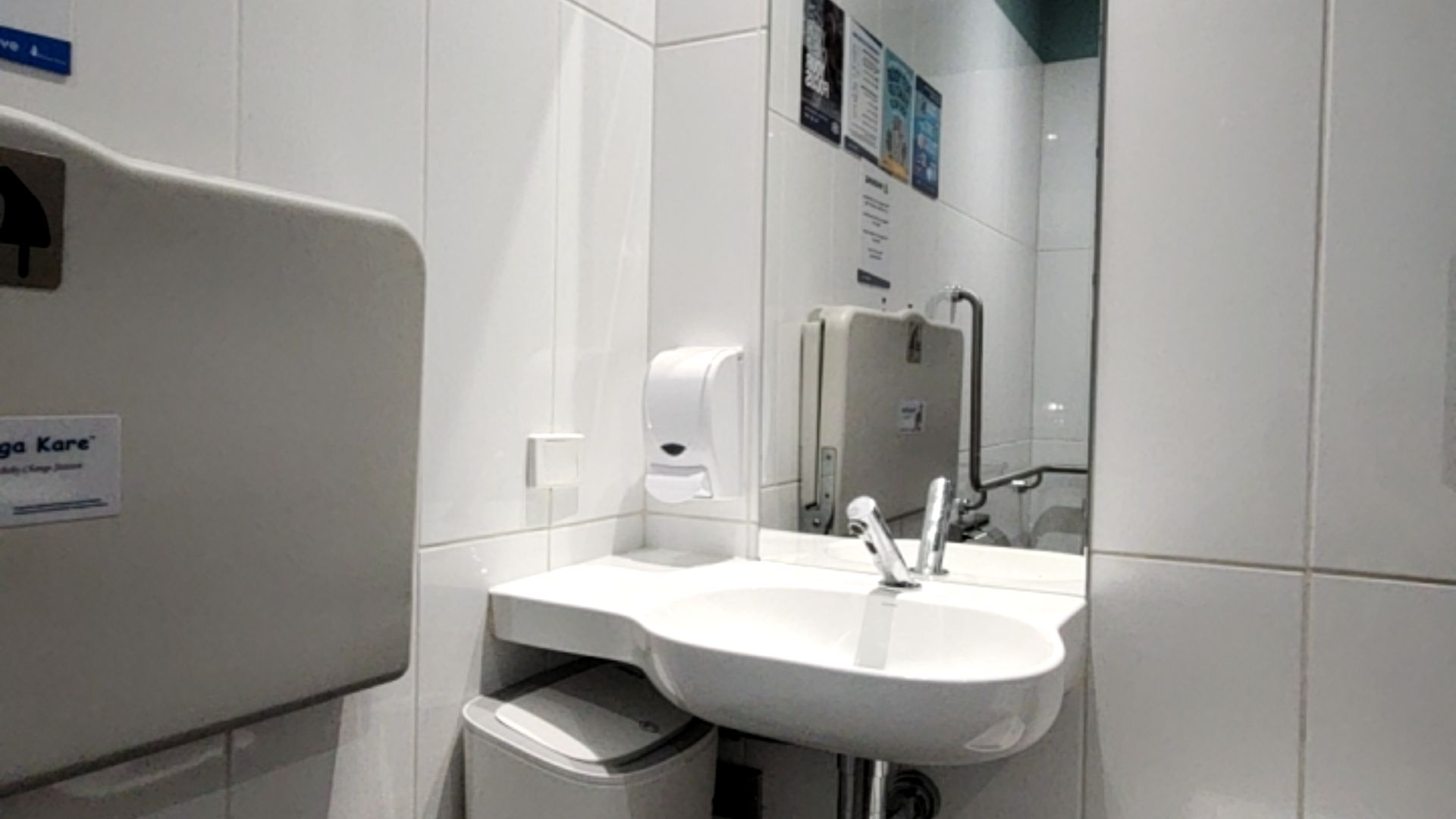 Keilor East Leisure Centre - accessible restrooms