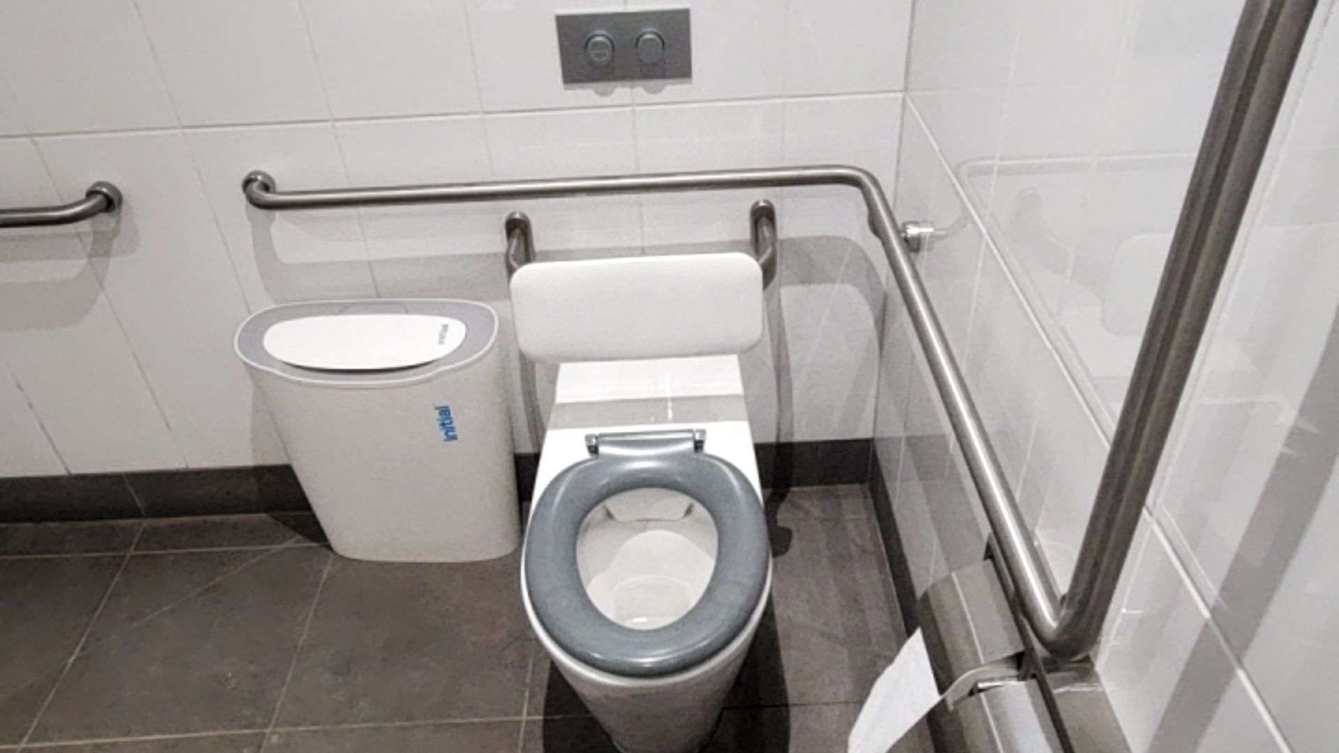 Keilor East Leisure Centre - accessible restrooms