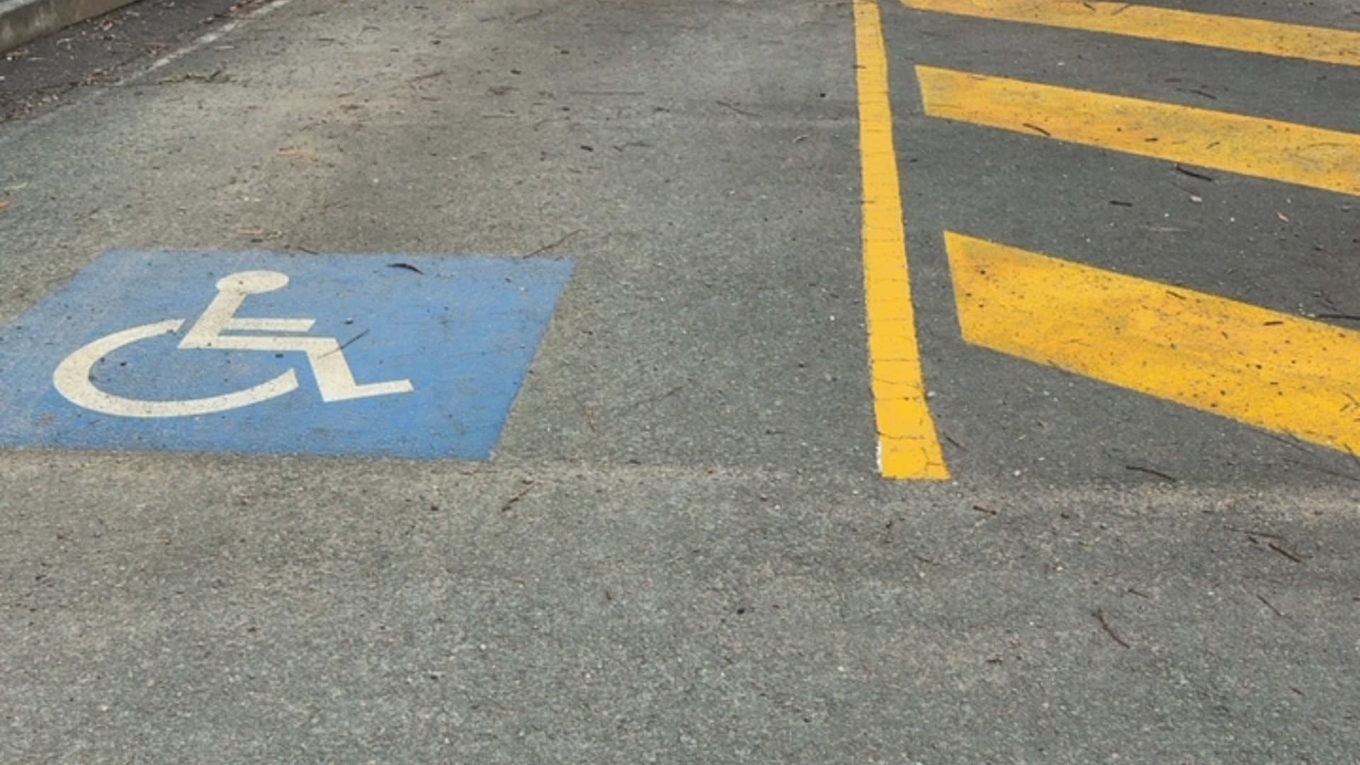 Albany Creek Leisure Center  - accessible parking
