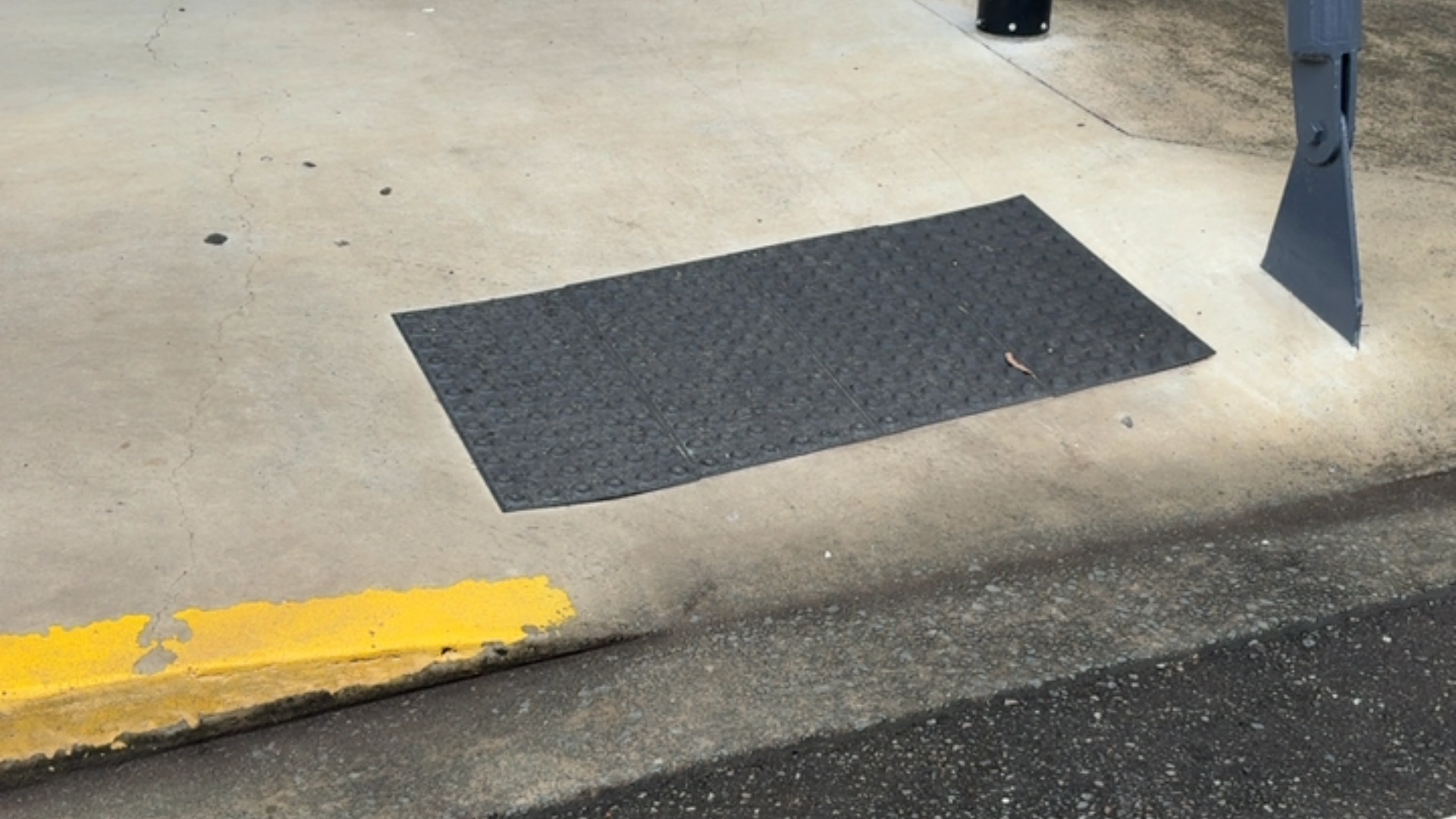 Albany Creek Leisure Center  - accessible parking