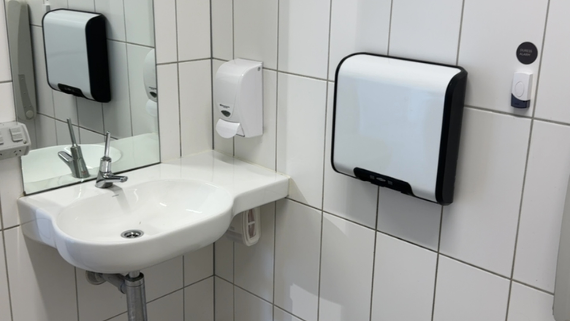Yawa Aquatic Centre - accessible restrooms