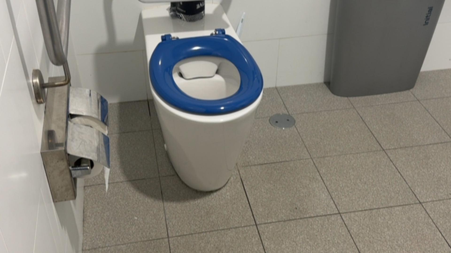 Stromlo Leisure Centre  - accessible restrooms