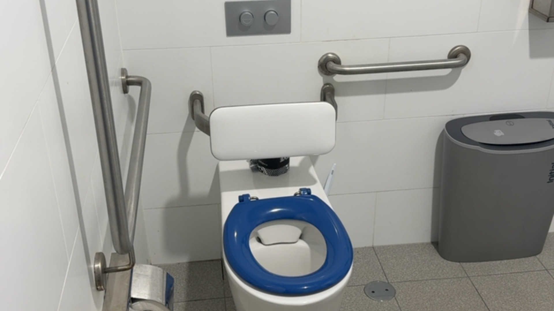 Stromlo Leisure Centre  - accessible restrooms