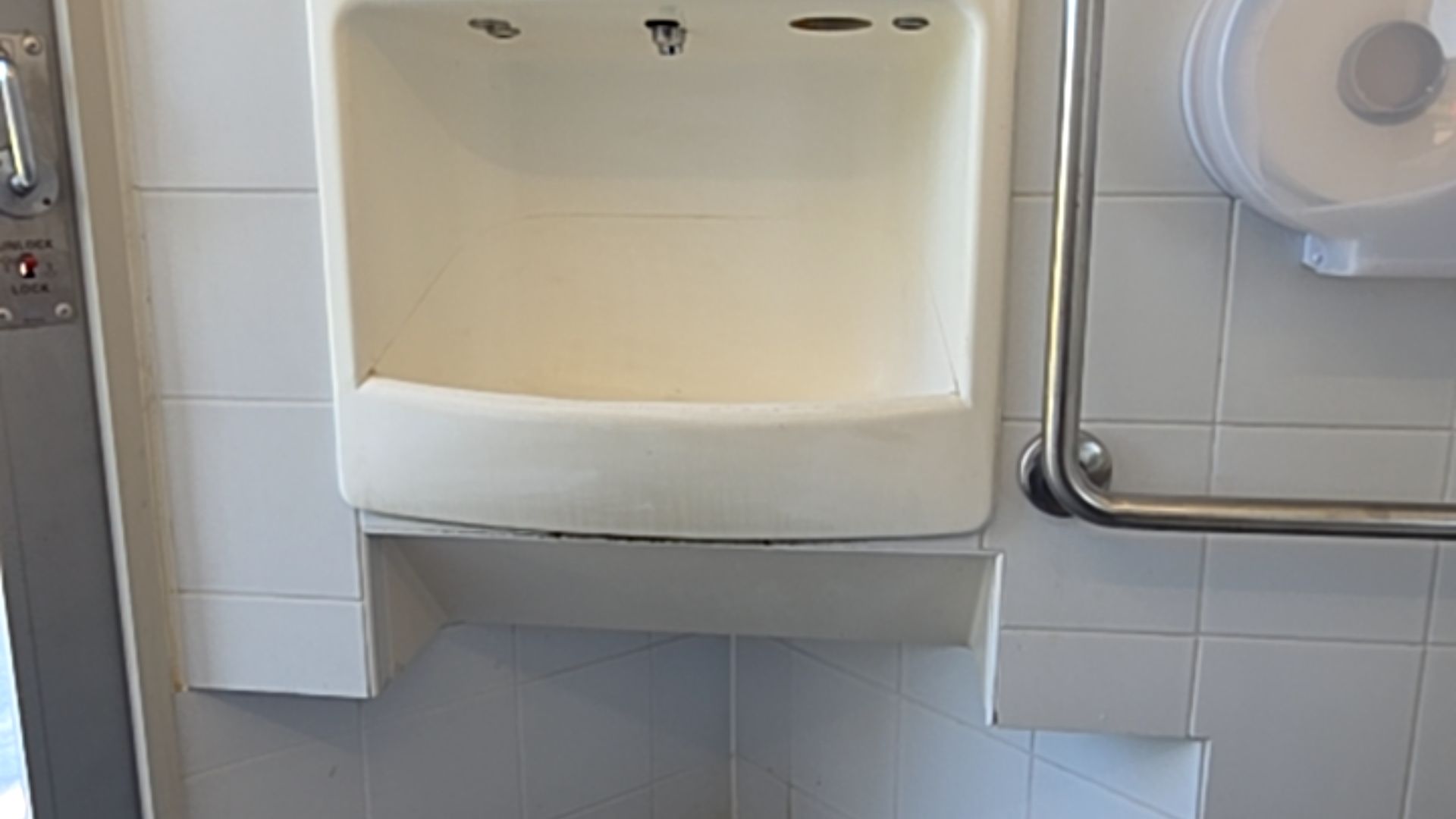 Moa Park - accessible restrooms