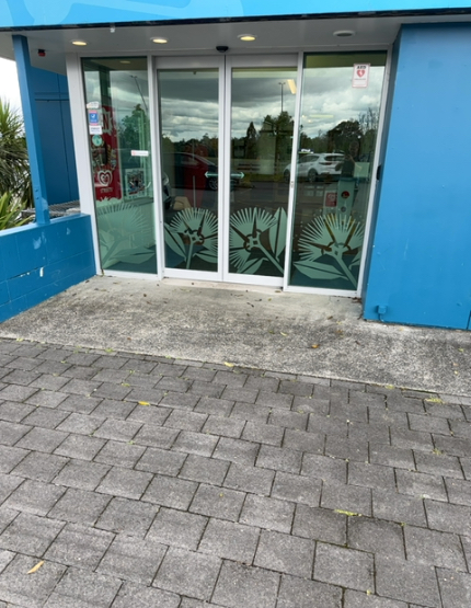 arriving_at_venue accessibility image