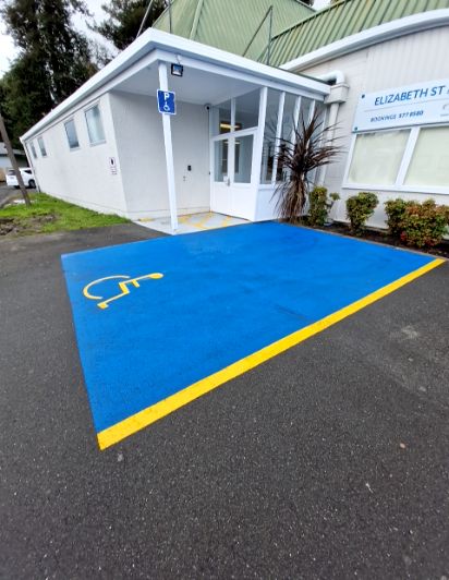 arriving_at_venue accessibility image