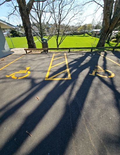 arriving_at_venue accessibility image