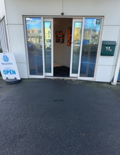 arriving_at_venue accessibility image