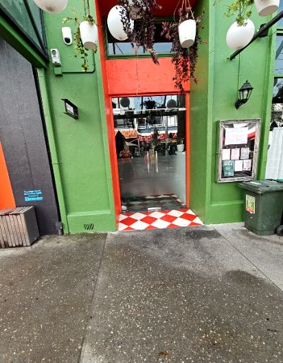 arriving_at_venue accessibility image